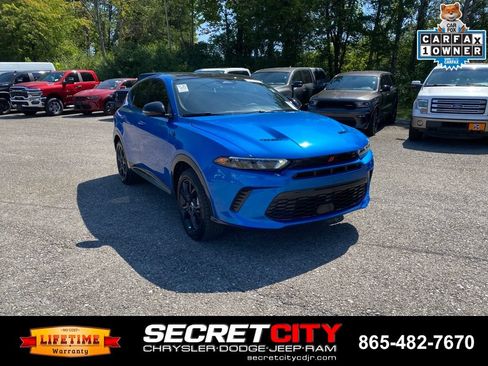 Used 2024 Dodge Hornet R/T Plus w/ R/T Blacktop Package AWD/4WD image 3