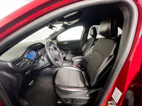 Used 2024 Ford Escape ST-Line image 14