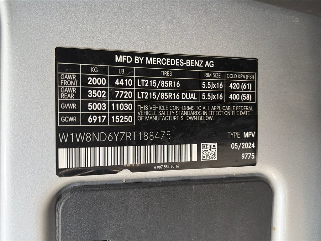 Used 2024 Mercedes-Benz Sprinter 3500 image 8