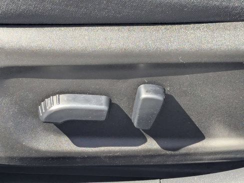 Used 2025 Nissan Altima 2.5 SV AWD/4WD image 14