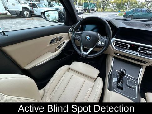 Used 2022 BMW 330i Sedan w/ Driving Assistance Package RWD image 9