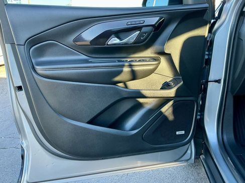 Used 2024 GMC Terrain AT4 w/ Infotainment Package II image 44