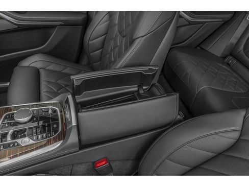 New 2026 BMW X5 xDrive50e w/ M Sport Package image 9