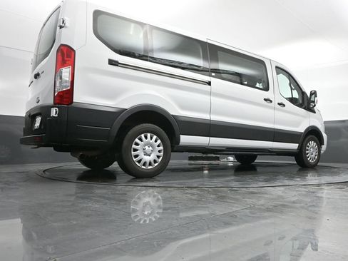 Used 2023 Ford Transit 350 XLT image 41