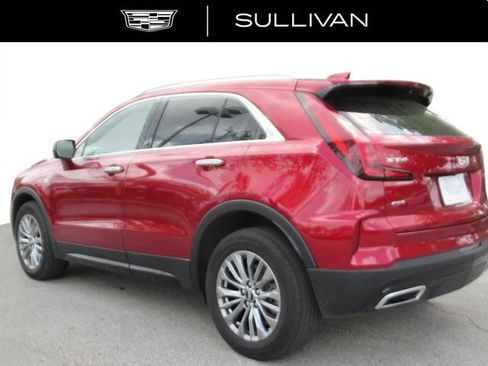 Certified 2025 Cadillac XT4 Premium Luxury AWD/4WD image 5