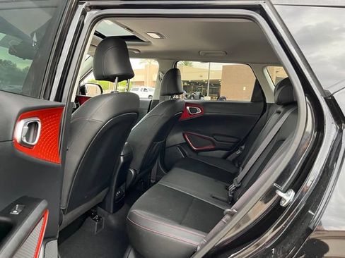 Used 2024 Kia Soul GT-Line w/ Option Group 020 FWD image 11