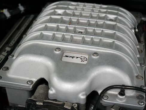 Used 2015 Dodge Challenger SRT Hellcat image 34