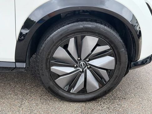 Used 2023 Nissan Ariya FWD image 9
