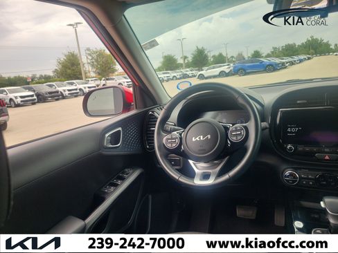 Used 2025 Kia Soul EX FWD image 21