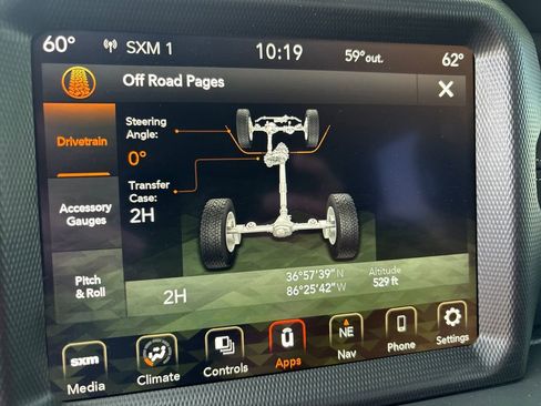 Used 2022 Jeep Wrangler 4WD Unlimited Sahara 4xe image 41