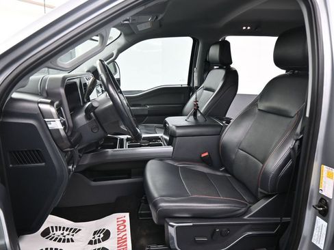 Used 2023 Ford F250 Lariat w/ Sport Appearance Package AWD/4WD image 5