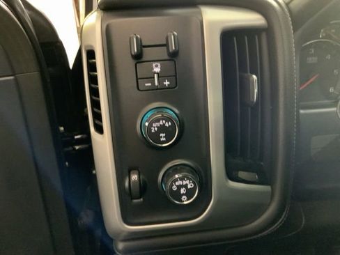 Used 2017 GMC Sierra 1500 SLT AWD/4WD image 17