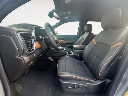 New 2026 GMC Canyon AT4 AWD/4WD image 15