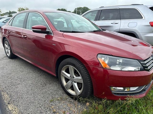 Used 2015 Volkswagen Passat 1.8T Limited Edition FWD image 6