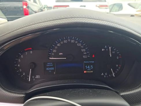Used 2016 Cadillac XTS FWD image 15