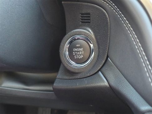 Certified 2025 Subaru Outback Limited image 21