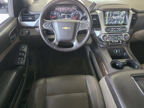 Used 2015 Chevrolet Tahoe LT RWD image 13