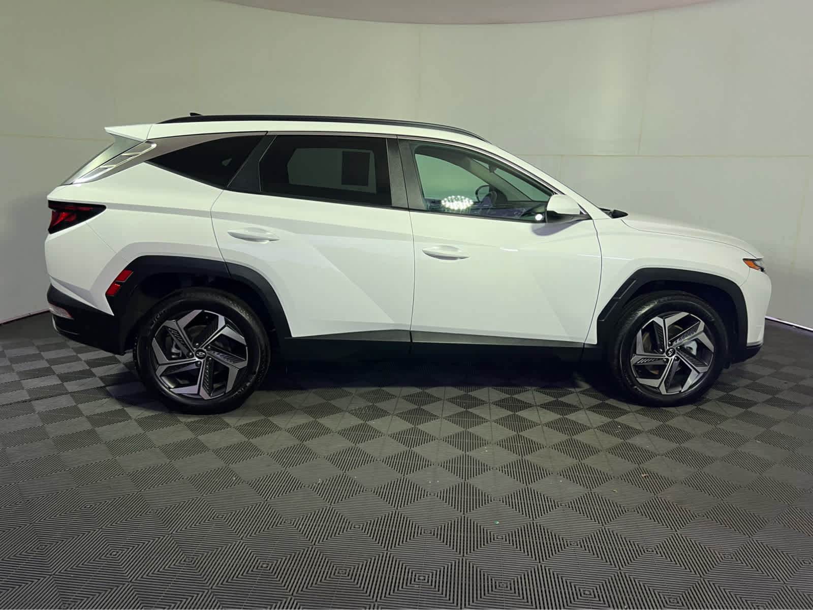 Used 2024 Hyundai Tucson SEL AWD/4WD image 8