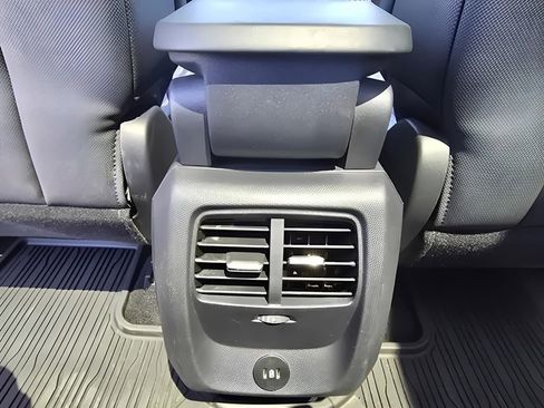 Used 2024 Ford Mustang Mach-E Premium image 25