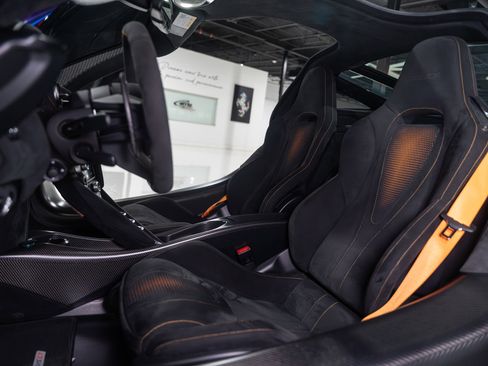 Used 2021 McLaren 765LT image 18