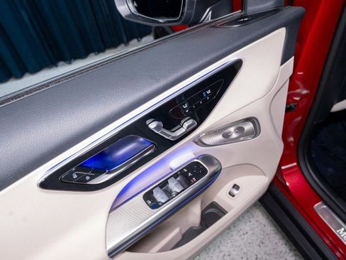 New 2026 Mercedes-Benz GLC 300 image 11