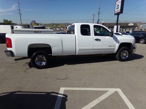 Used 2007 Chevrolet Silverado 2500 LT image 6