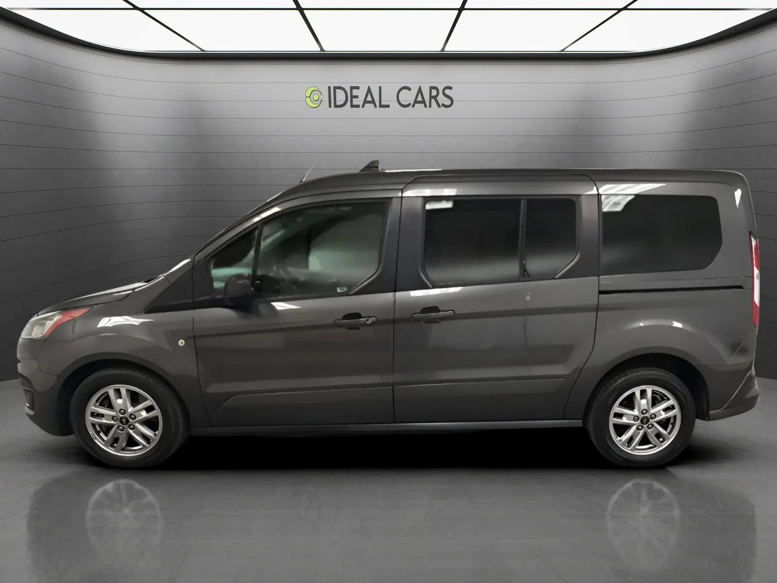 Used 2019 Ford Transit Connect XLT FWD image 8