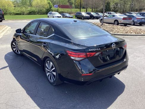 Used 2020 Nissan Sentra SV w/ SV Premium Package image 2