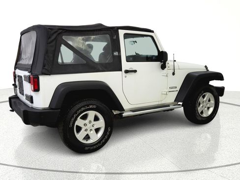 Used 2014 Jeep Wrangler Sport AWD/4WD image 7