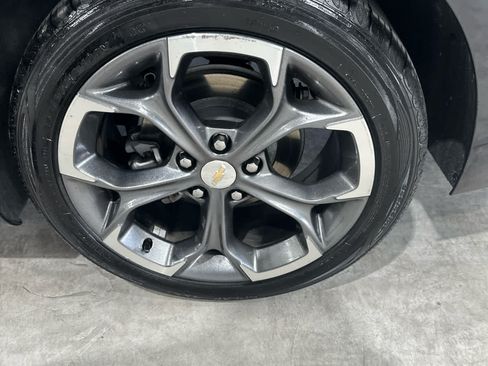 Used 2023 Chevrolet Malibu LT FWD image 9