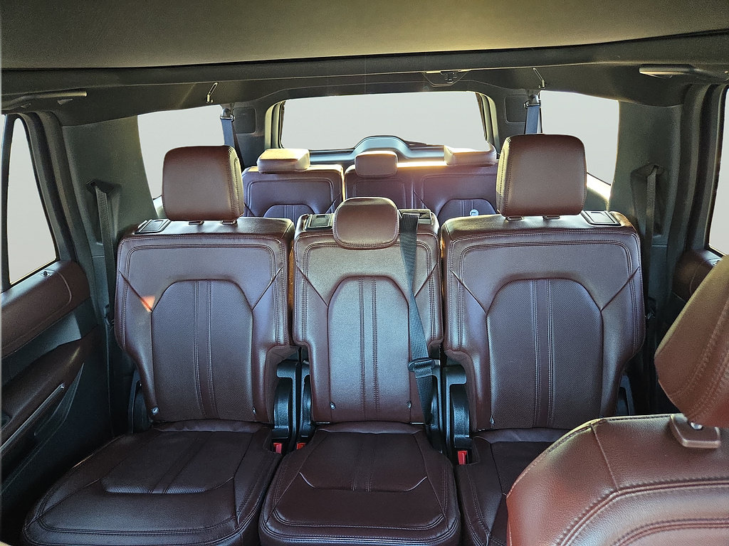 Used 2022 Ford Expedition Max Limited AWD/4WD image 32