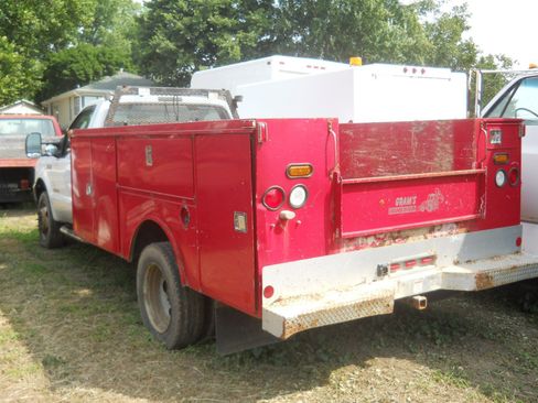 Used 2004 Ford F450 XL AWD/4WD image 3