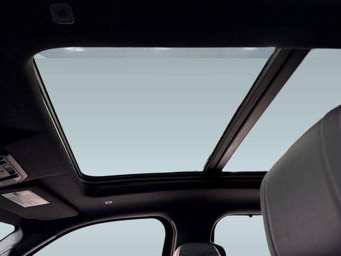 New 2026 Toyota Tundra Platinum AWD/4WD image 13
