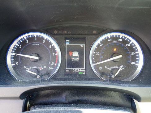 Certified 2017 Toyota Highlander XLE w/ Carpet Mat Package image 15