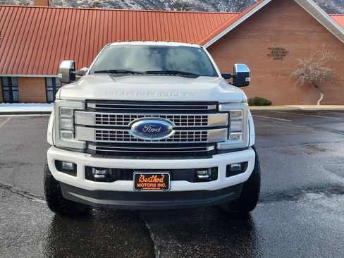 Used 2017 Ford F350 Platinum w/ Platinum Ultimate Package image 5