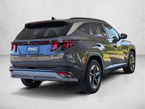 Used 2025 Hyundai Tucson SEL image 3