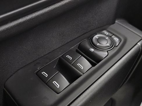Used 2026 Chevrolet Silverado 1500 Custom AWD/4WD image 33