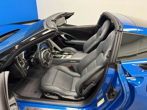 Used 2015 Chevrolet Corvette Z06 w/ 2LZ Preferred Equipment Group RWD image 15