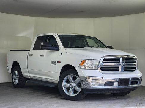 Used 2016 RAM 1500 Big Horn AWD/4WD image 1