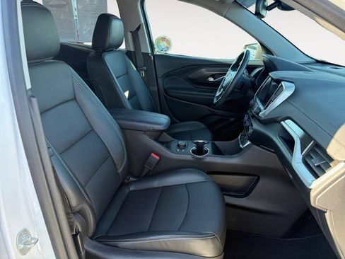 Used 2023 GMC Terrain SLT w/ Elevation Edition AWD/4WD image 15