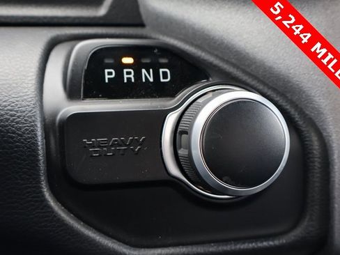 Used 2024 RAM 2500 Tradesman w/ Chrome Appearance Group image 29