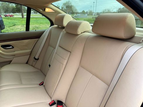 Used 2002 BMW 530i Sedan RWD image 13
