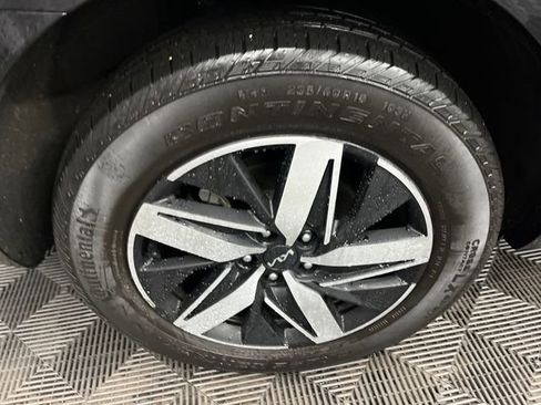 Certified 2022 Kia Sorento S image 27