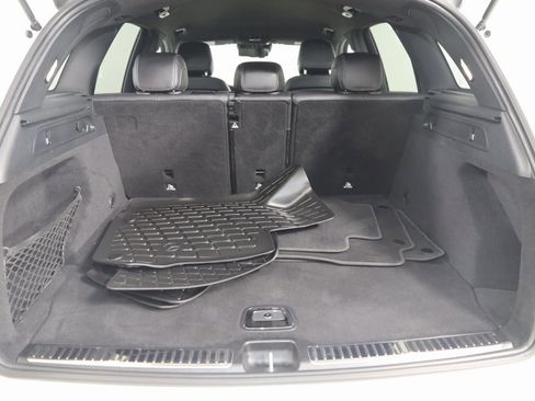 Used 2022 Mercedes-Benz GLC 300 4MATIC w/ Driver Assistance Package image 67