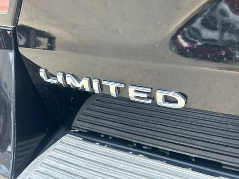 Used 2018 Ford Expedition Limited w/ Equipment Group 302A RWD image 13