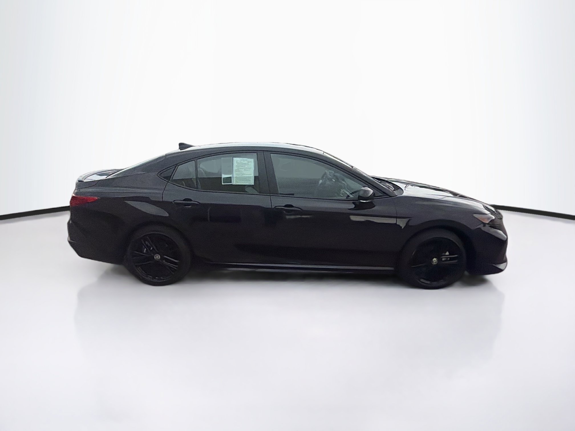 Used 2026 Toyota Camry SE FWD image 10