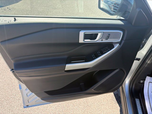 Used 2022 Ford Explorer Limited AWD/4WD image 20