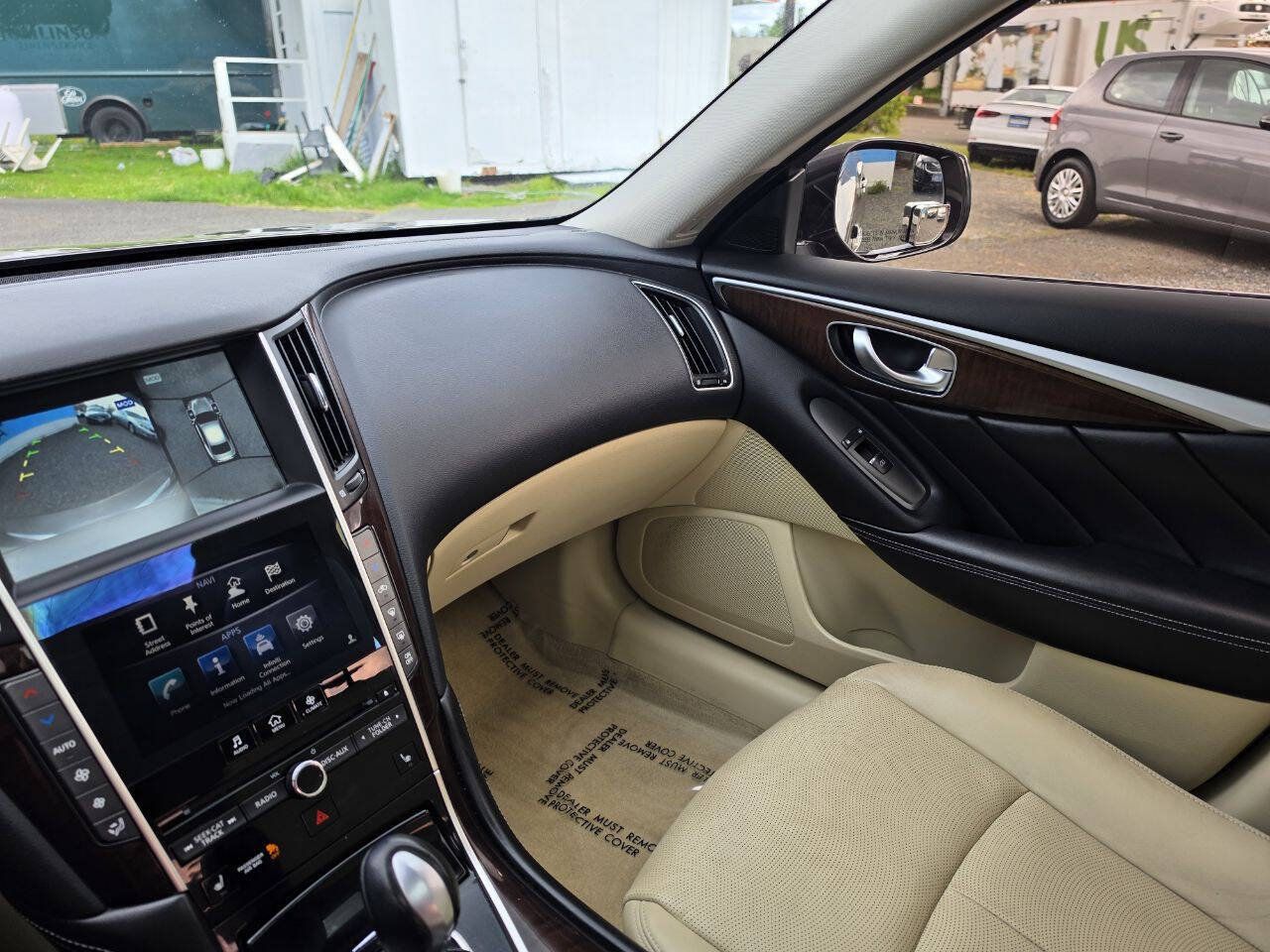 Used 2014 INFINITI Q50 Premium w/ Deluxe Touring Package AWD/4WD image 19