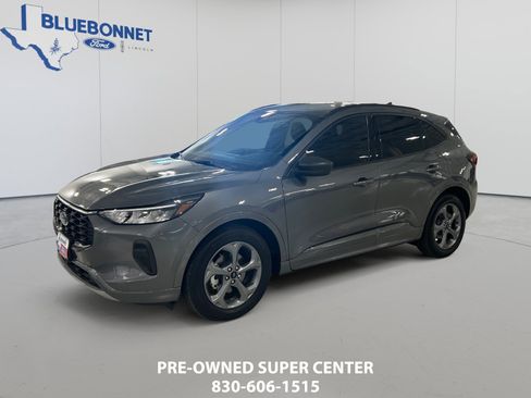 Used 2023 Ford Escape ST-Line FWD image 1