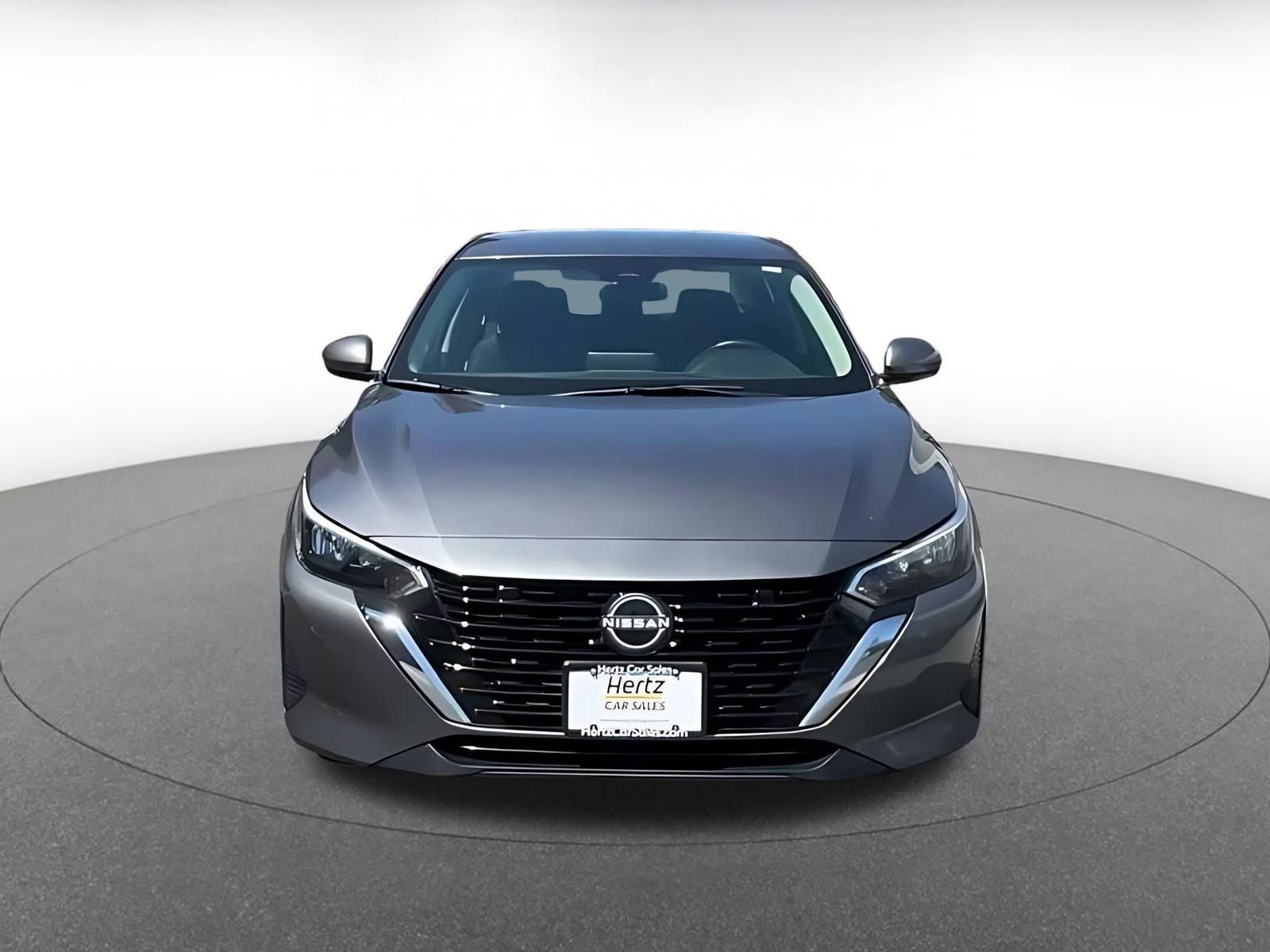 Used 2025 Nissan Sentra SV FWD image 4